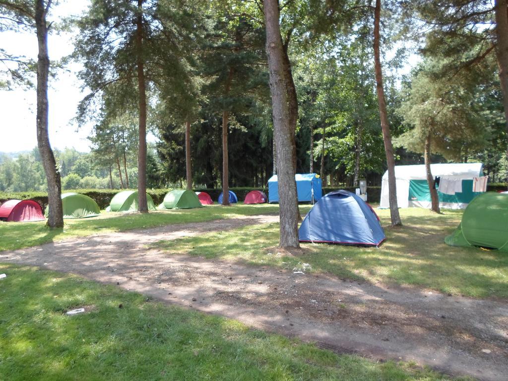 Camping Les Pinasses La Chapelle  Exterior photo